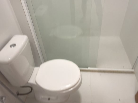 584