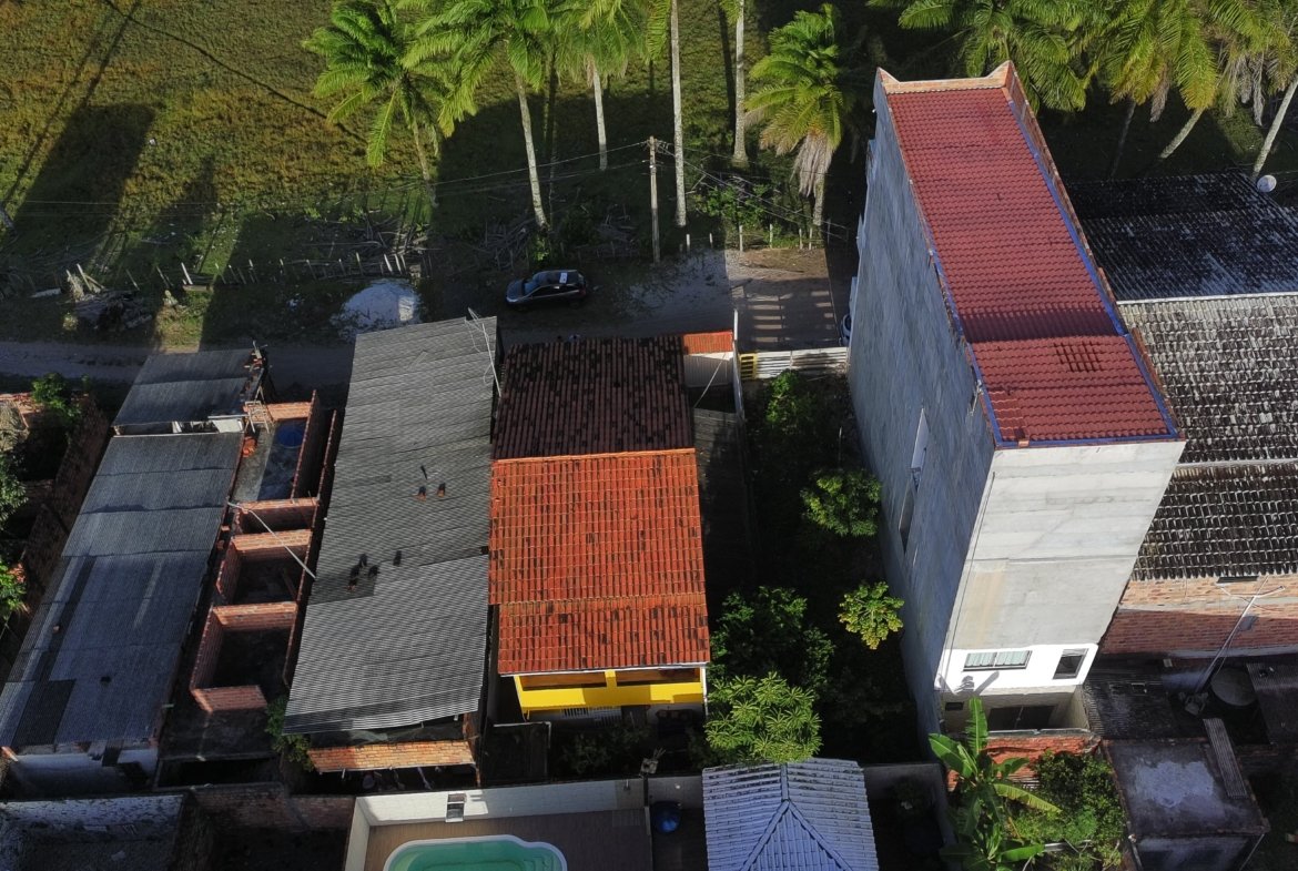 Casa à venda na praia de Guaibim, 5 quartos, 01 km do mar