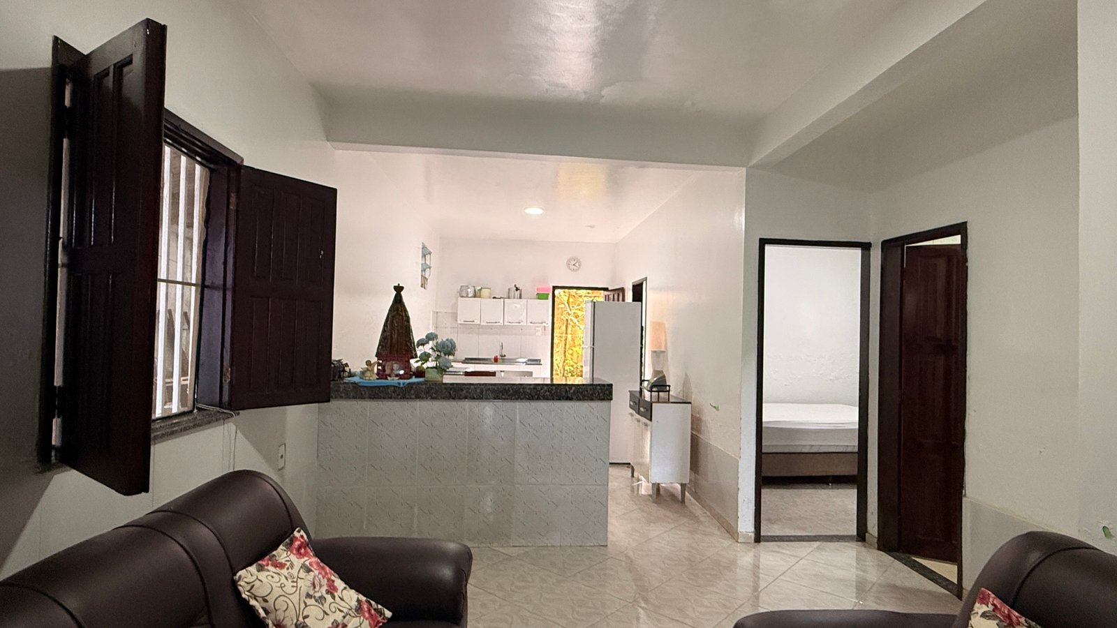 Casa à venda na praia de Guaibim, 5 quartos, 01 km do mar