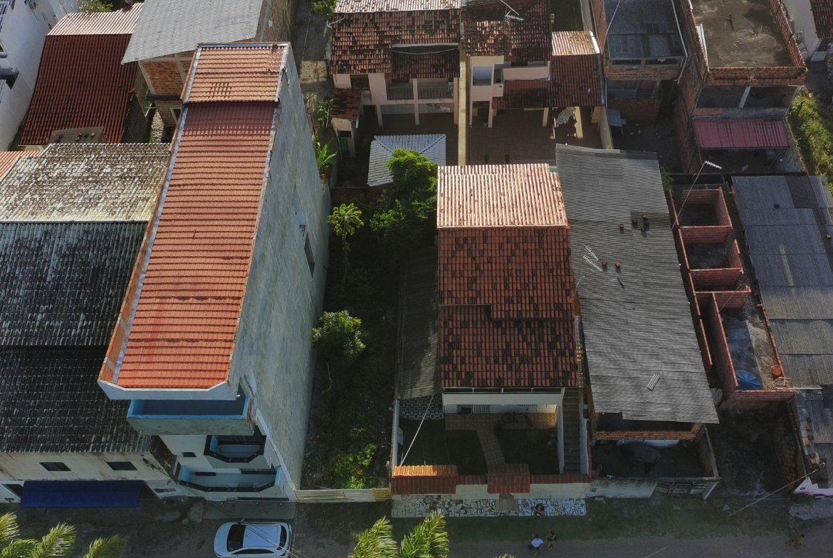Casa à venda na praia de Guaibim, 5 quartos, 01 km do mar