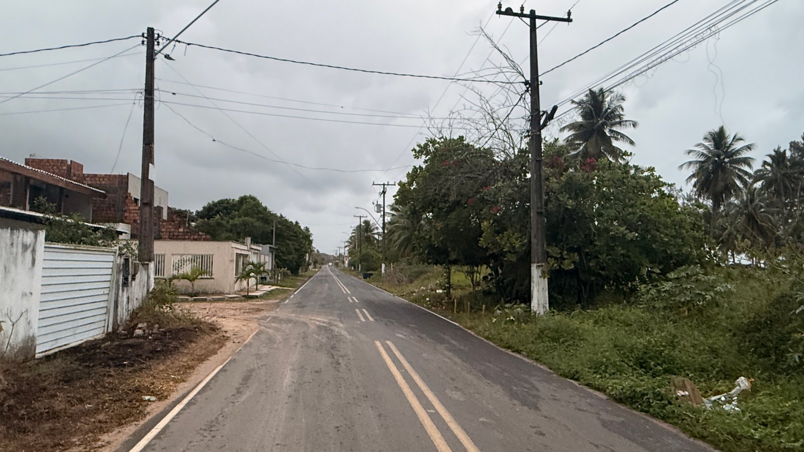 Terreno à venda na Praia de Guaibim 400m² a 200m do Mar – Com Escritura