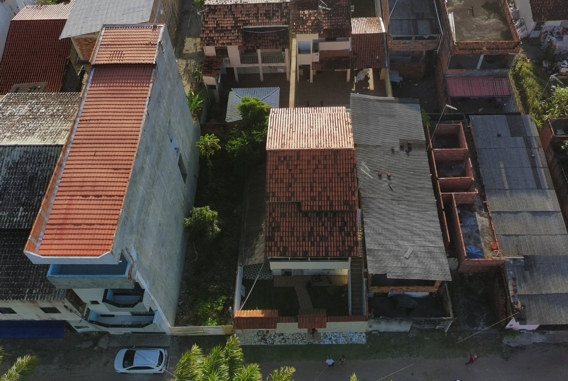 Casa à venda na praia de Guaibim, 5 quartos, 01 km do mar