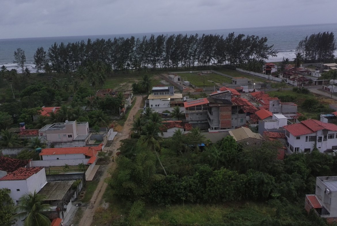 Terreno à venda na Praia de Guaibim 400m² a 200m do Mar – Com Escritura