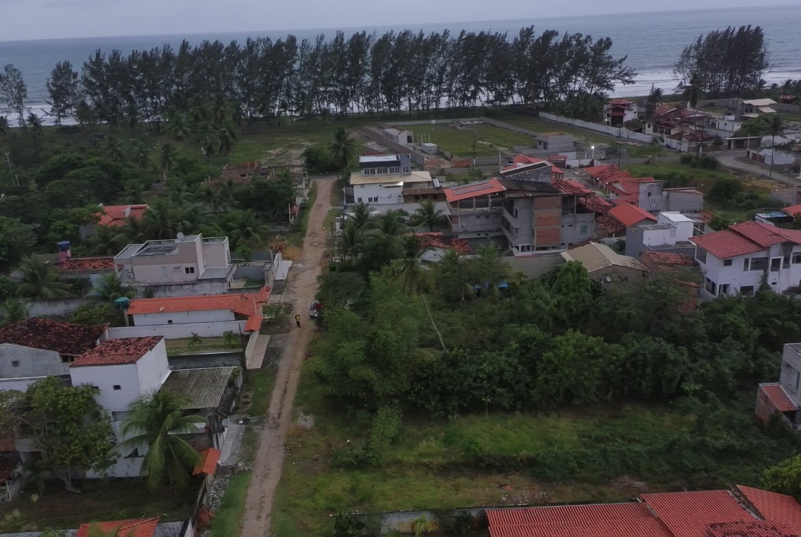 Terreno à venda na Praia de Guaibim 400m² a 200m do Mar – Com Escritura
