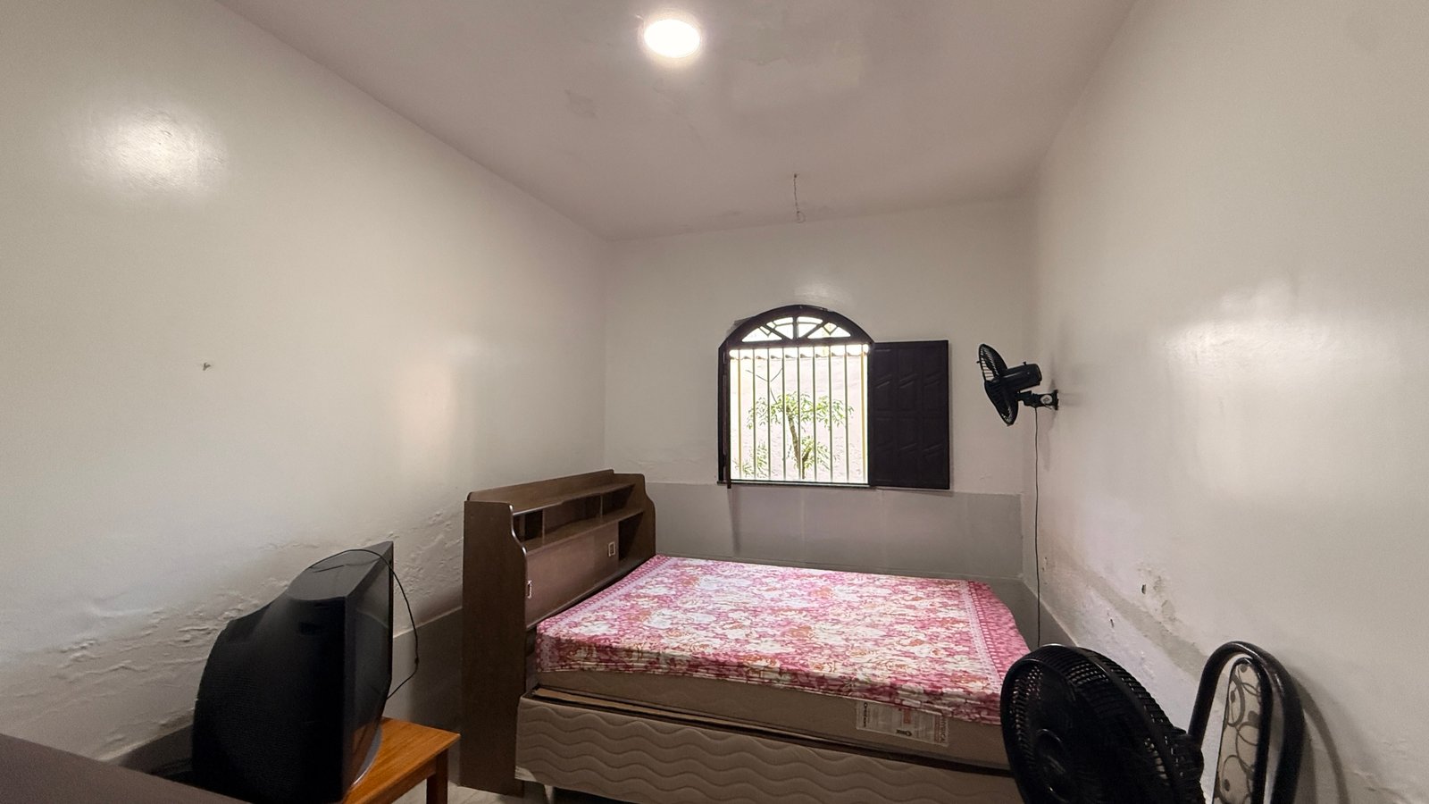 Casa à venda na praia de Guaibim, 5 quartos, 01 km do mar