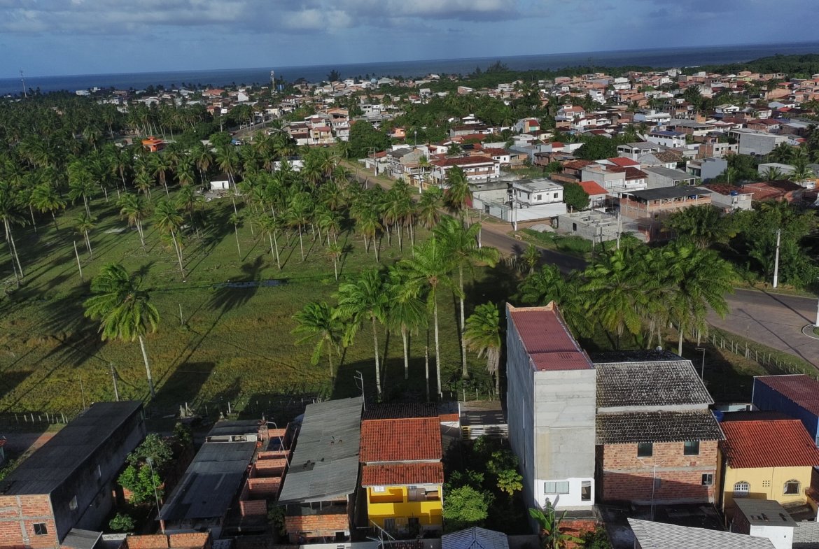 Casa à venda na praia de Guaibim, 5 quartos, 01 km do mar