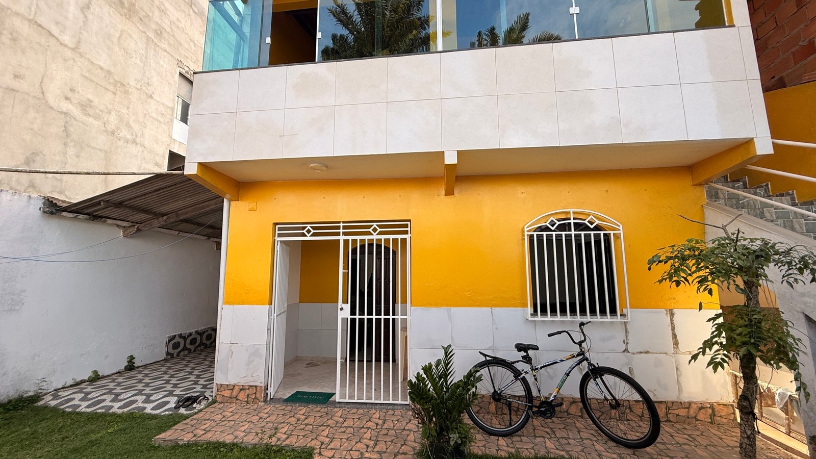 Casa à venda na praia de Guaibim, 5 quartos, 01 km do mar