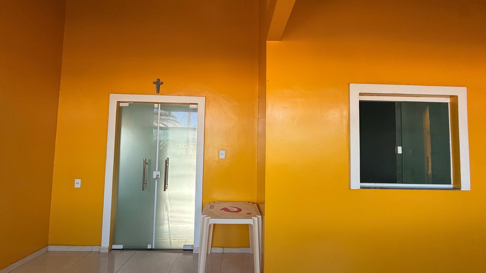 Casa à venda na praia de Guaibim, 5 quartos, 01 km do mar