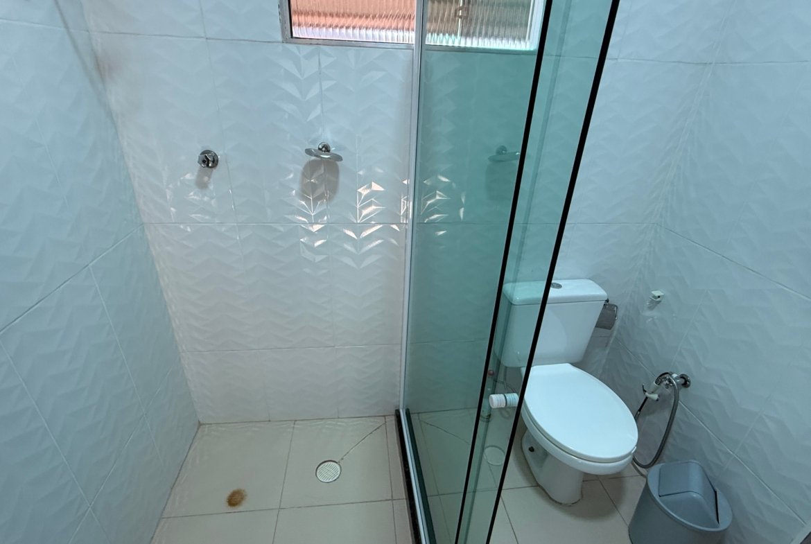 Casa à venda na praia de Guaibim, 5 quartos, 01 km do mar