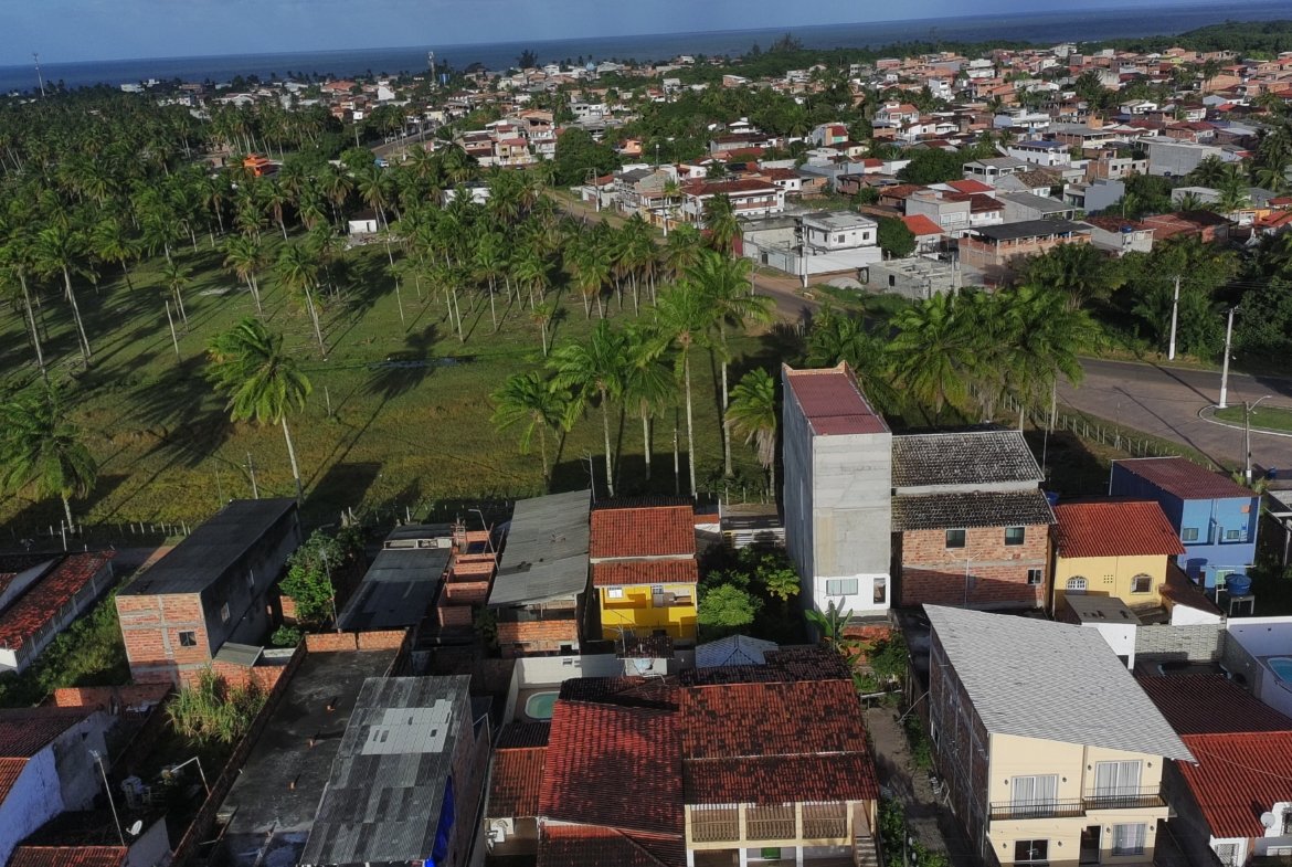 Casa à venda na praia de Guaibim, 5 quartos, 01 km do mar