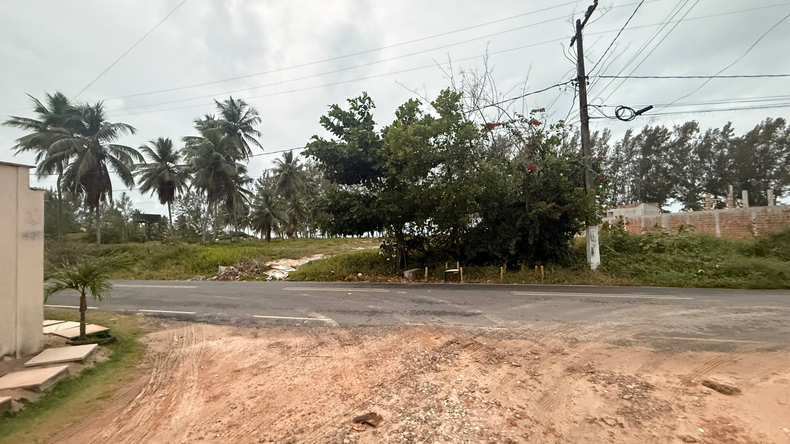 Terreno à venda na Praia de Guaibim 400m² a 200m do Mar – Com Escritura