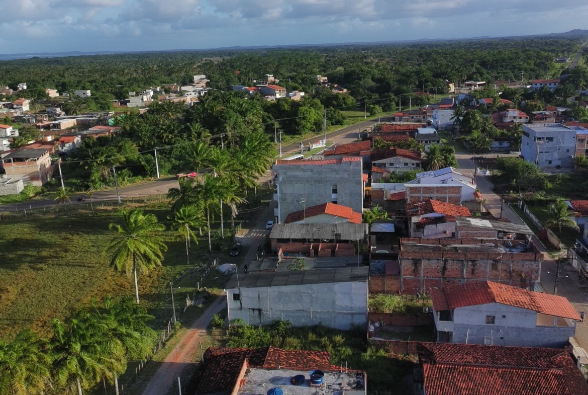 Casa à venda na praia de Guaibim, 5 quartos, 01 km do mar