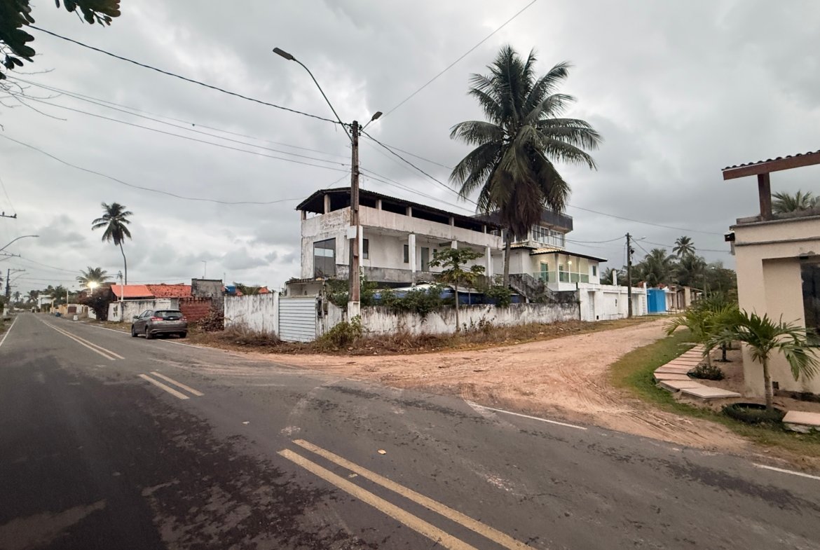 Terreno à venda na Praia de Guaibim 400m² a 200m do Mar – Com Escritura
