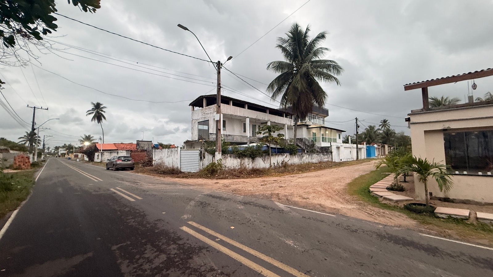 Terreno à venda na Praia de Guaibim 400m² a 200m do Mar – Com Escritura