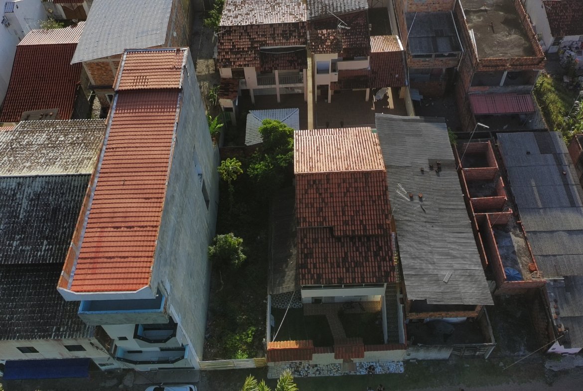 Casa à venda na praia de Guaibim, 5 quartos, 01 km do mar