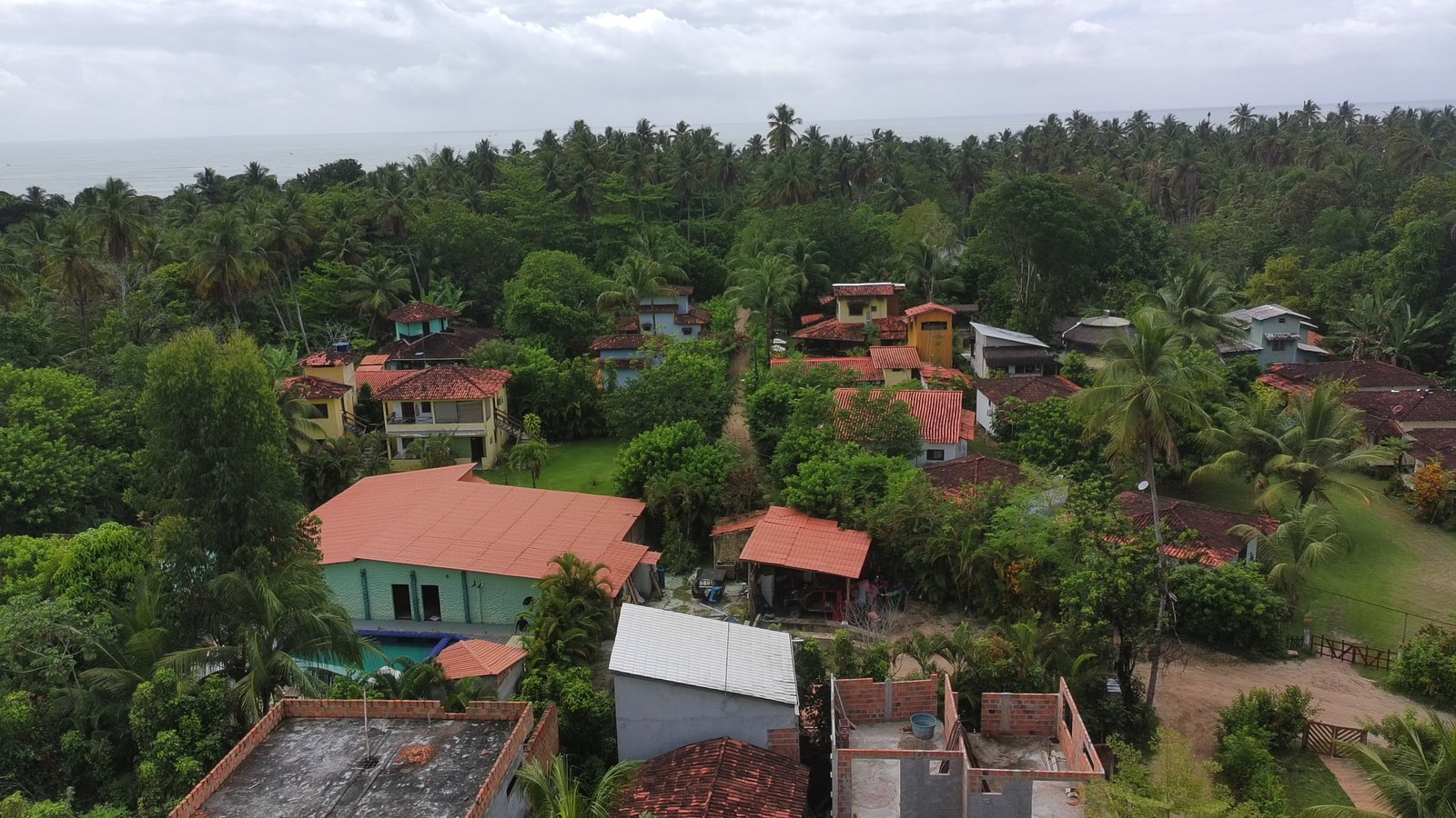 Aparatmento à venda em Morro de São Paulo – 250m da Quarta Praia – Ideal para Airbnb