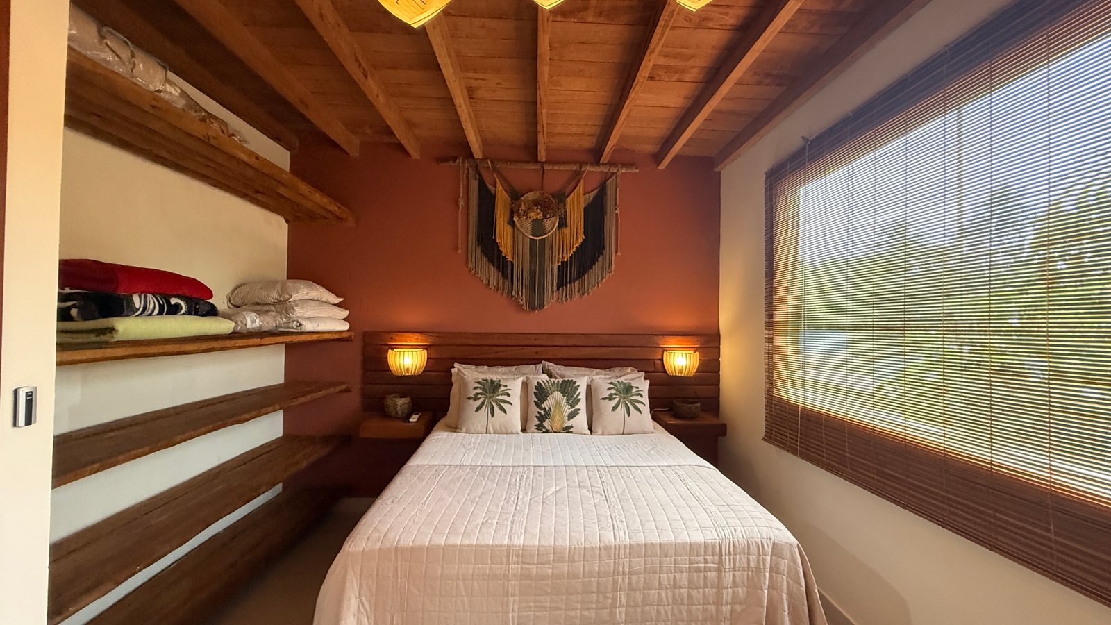 Aparatmento à venda em Morro de São Paulo – 250m da Quarta Praia – Ideal para Airbnb