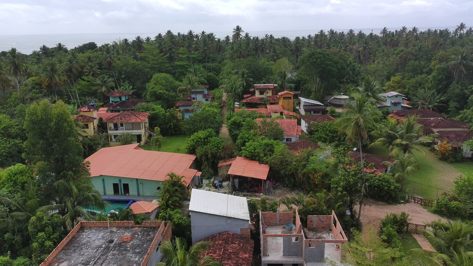 Aparatmento à venda em Morro de São Paulo – 250m da Quarta Praia – Ideal para Airbnb
