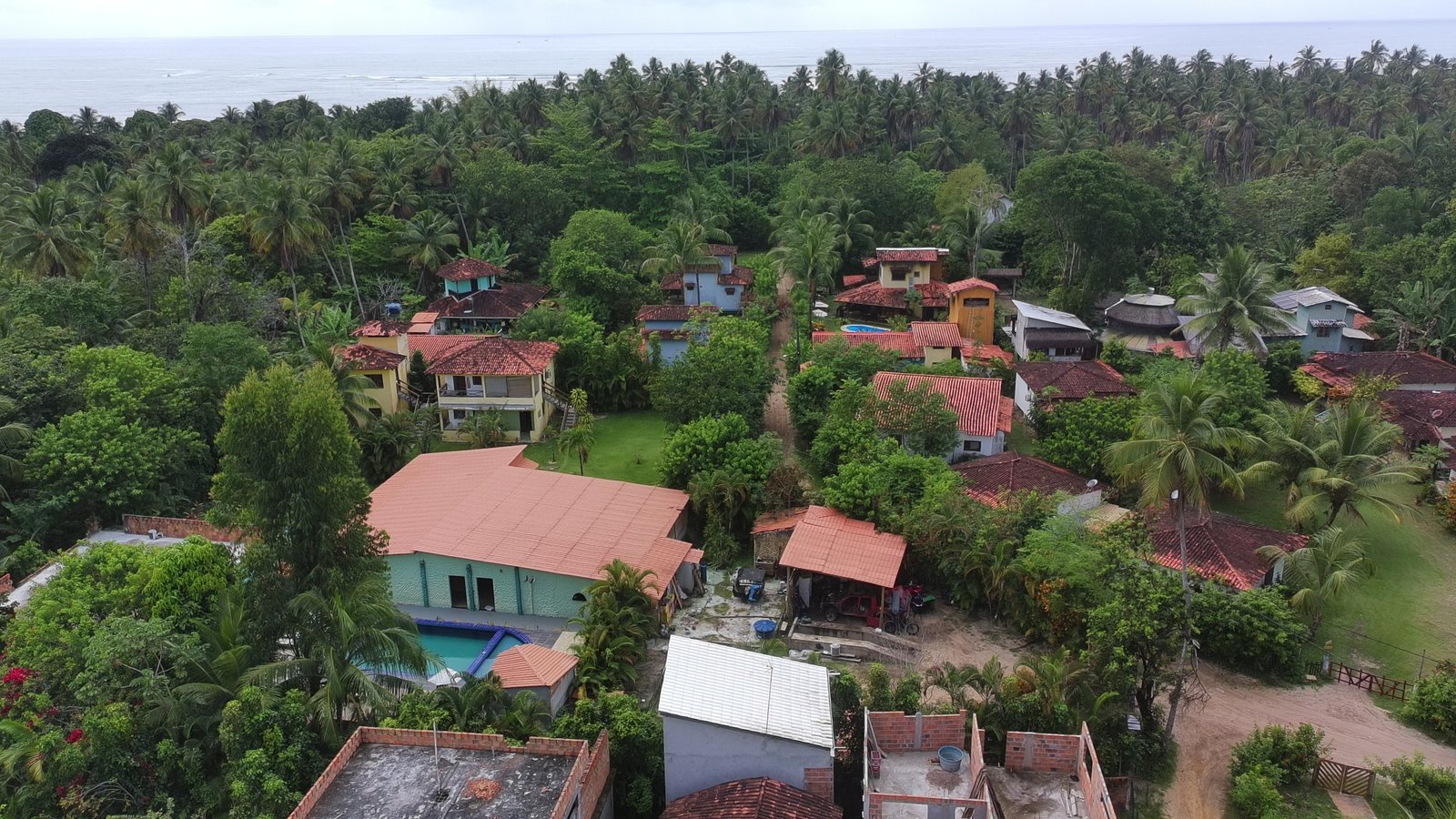 Aparatmento à venda em Morro de São Paulo – 250m da Quarta Praia – Ideal para Airbnb