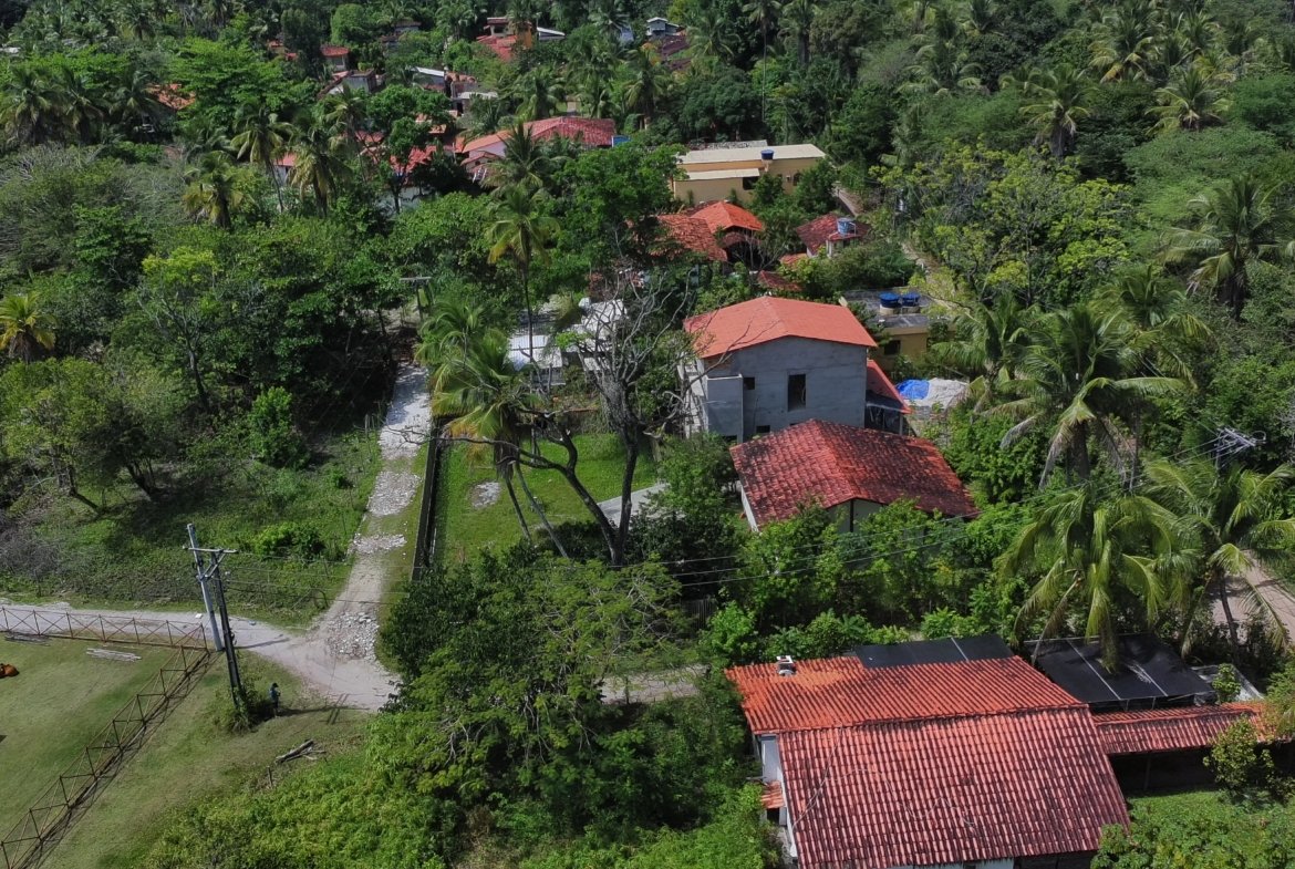 Terreno de 450m² (15x30m) a 300 Metros da Quarta Praia – Morro de São Paulo/BA