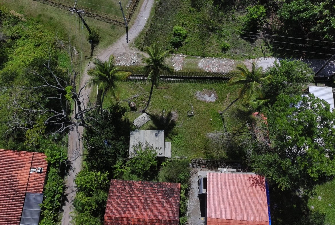 Terreno de 450m² (15x30m) a 300 Metros da Quarta Praia – Morro de São Paulo/BA
