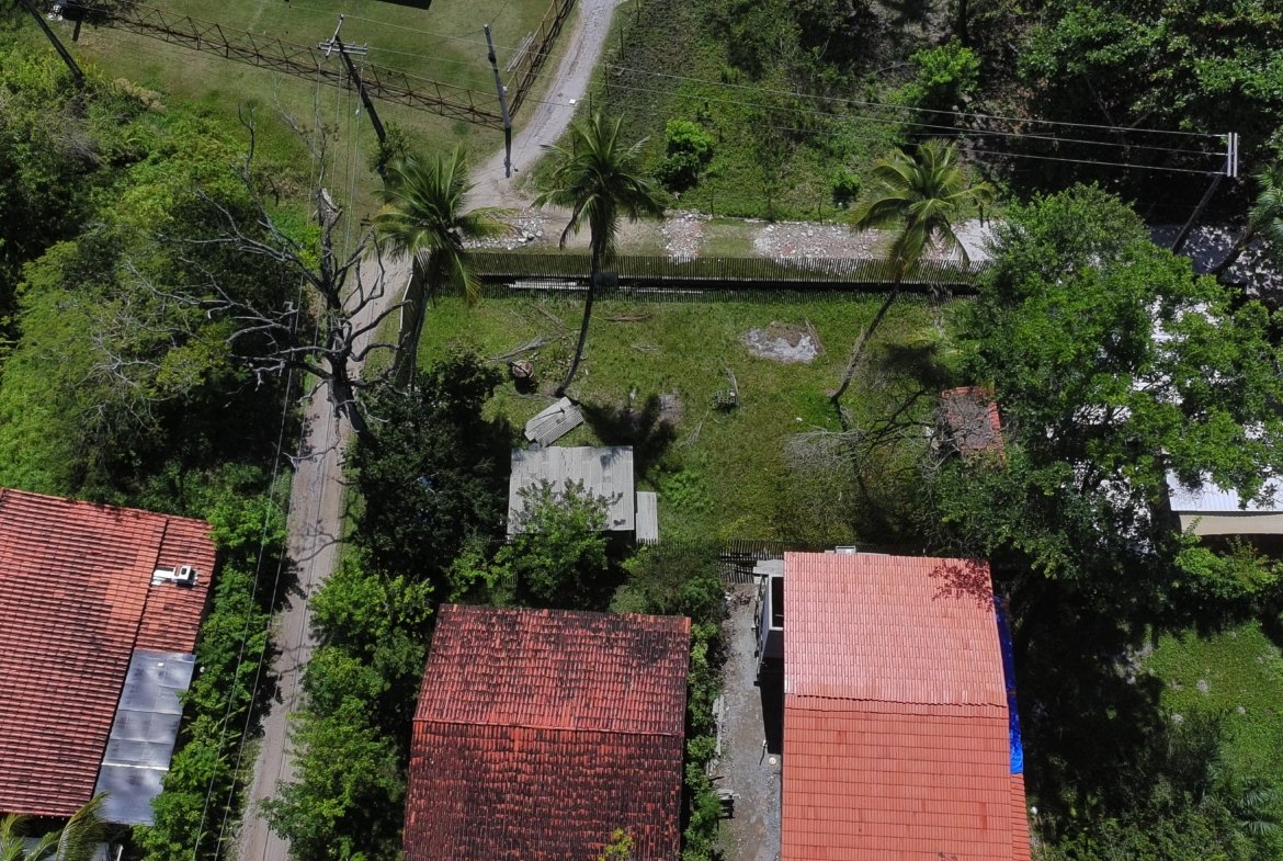Terreno de 450m² (15x30m) a 300 Metros da Quarta Praia – Morro de São Paulo/BA