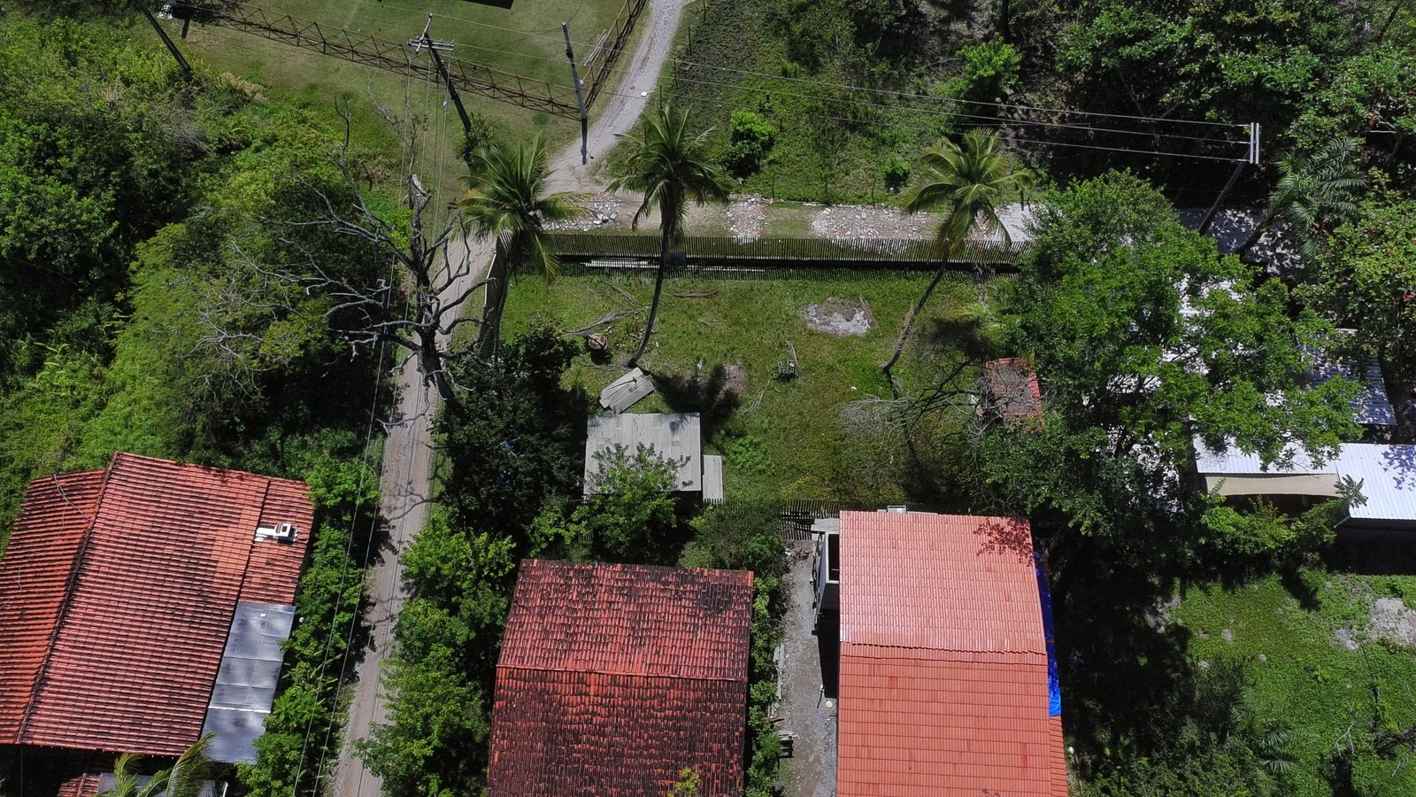 Terreno de 450m² (15x30m) a 300 Metros da Quarta Praia – Morro de São Paulo/BA