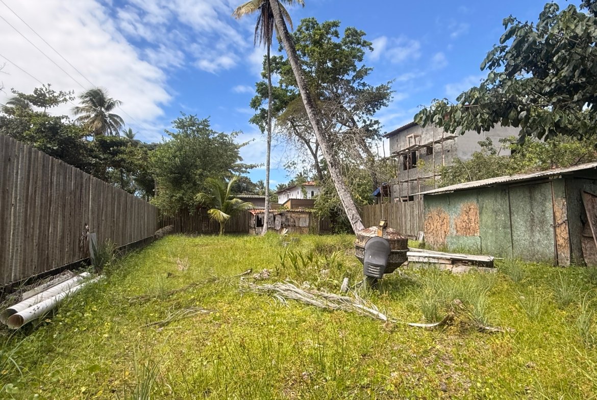 Terreno de 450m² (15x30m) a 300 Metros da Quarta Praia – Morro de São Paulo/BA