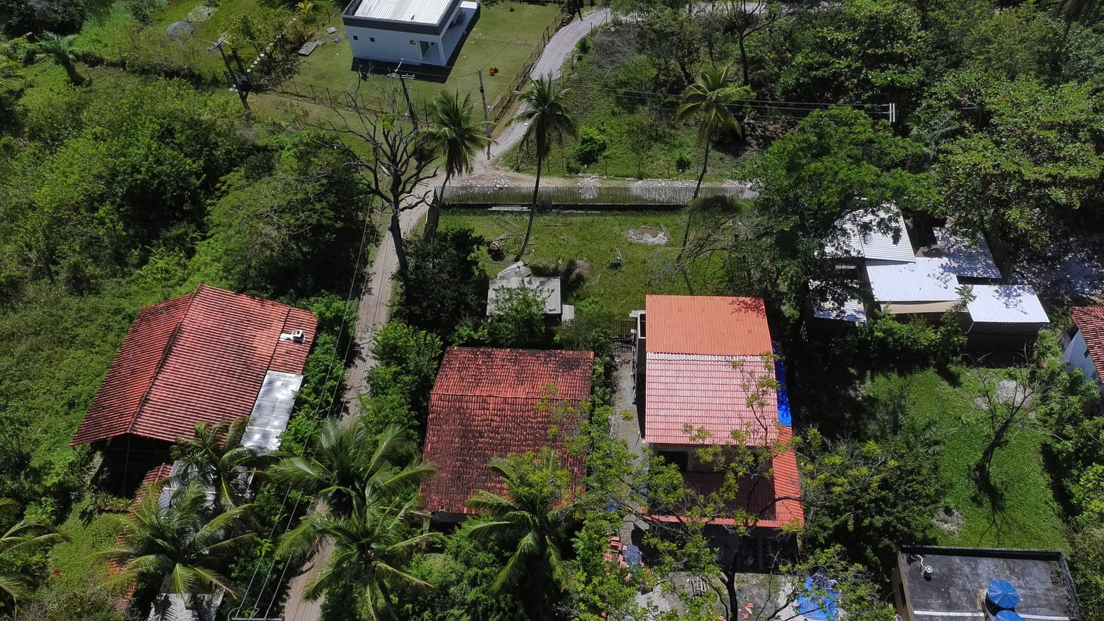 Terreno de 450m² (15x30m) a 300 Metros da Quarta Praia – Morro de São Paulo/BA
