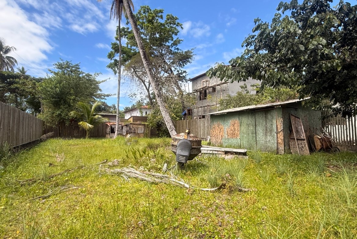 Terreno de 450m² (15x30m) a 300 Metros da Quarta Praia – Morro de São Paulo/BA