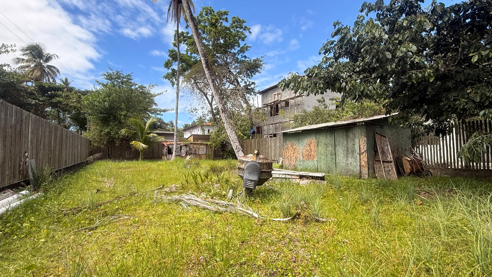 Terreno de 450m² (15x30m) a 300 Metros da Quarta Praia – Morro de São Paulo/BA