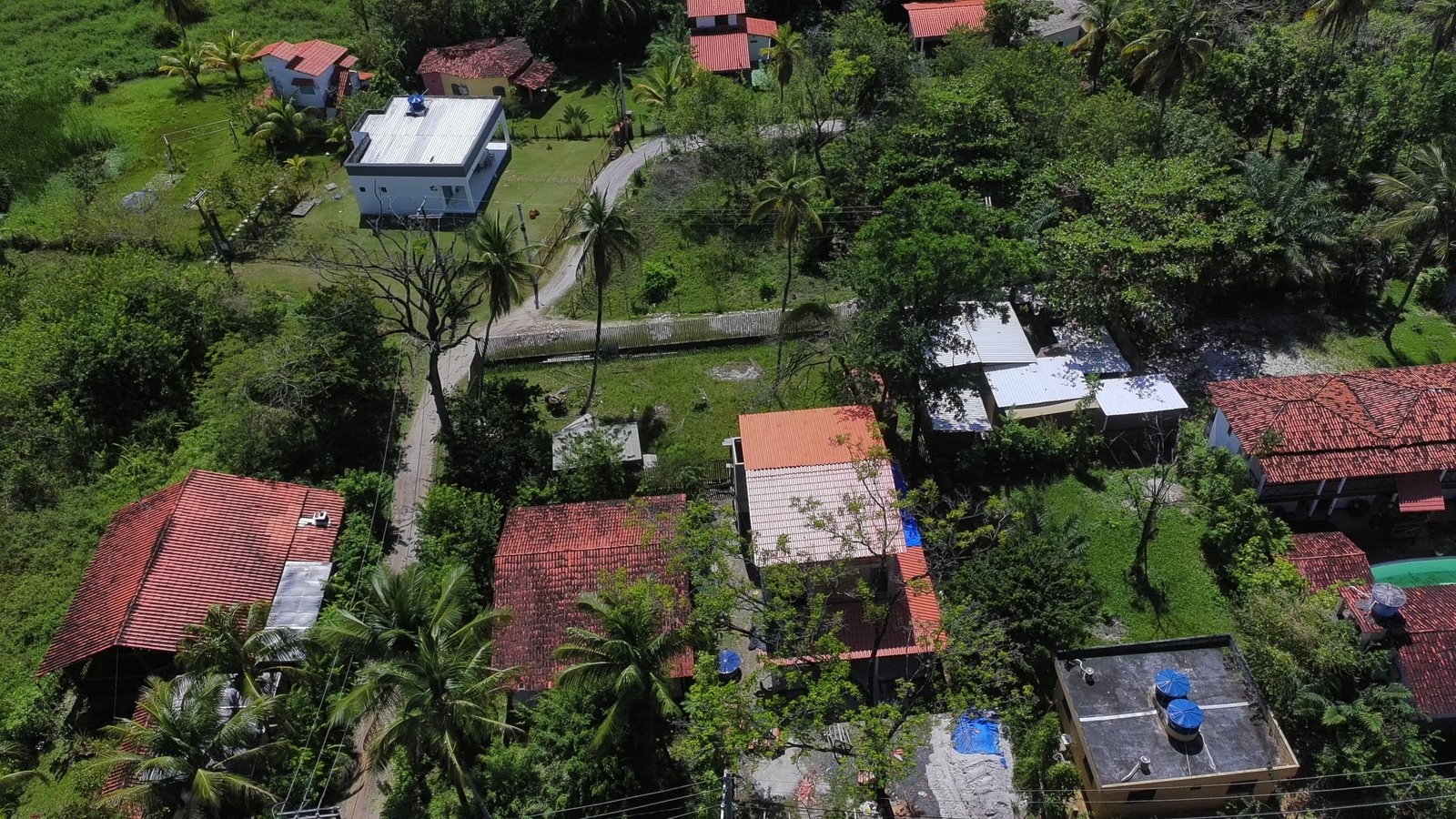 Terreno de 450m² (15x30m) a 300 Metros da Quarta Praia – Morro de São Paulo/BA