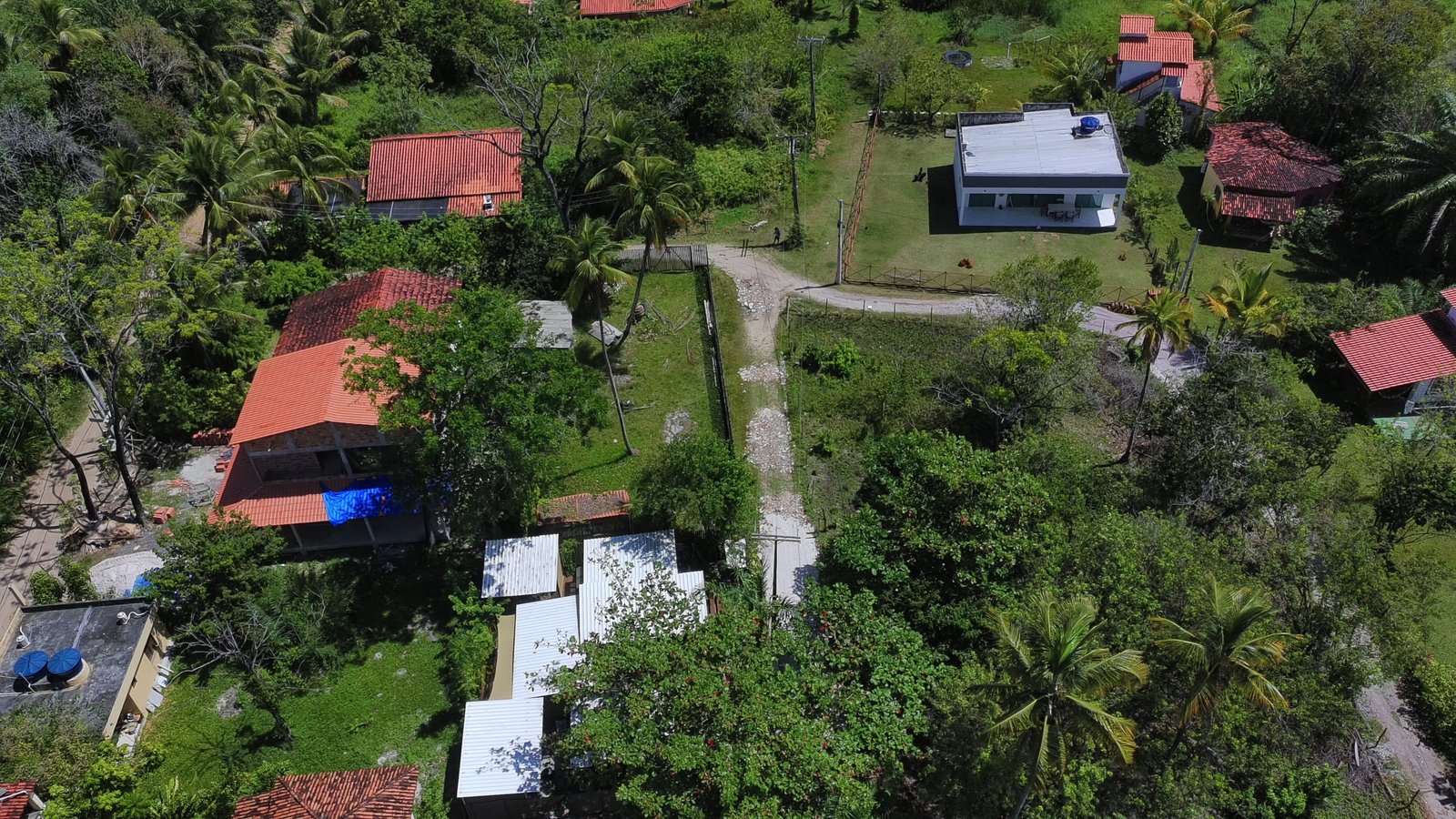 Terreno de 450m² (15x30m) a 300 Metros da Quarta Praia – Morro de São Paulo/BA
