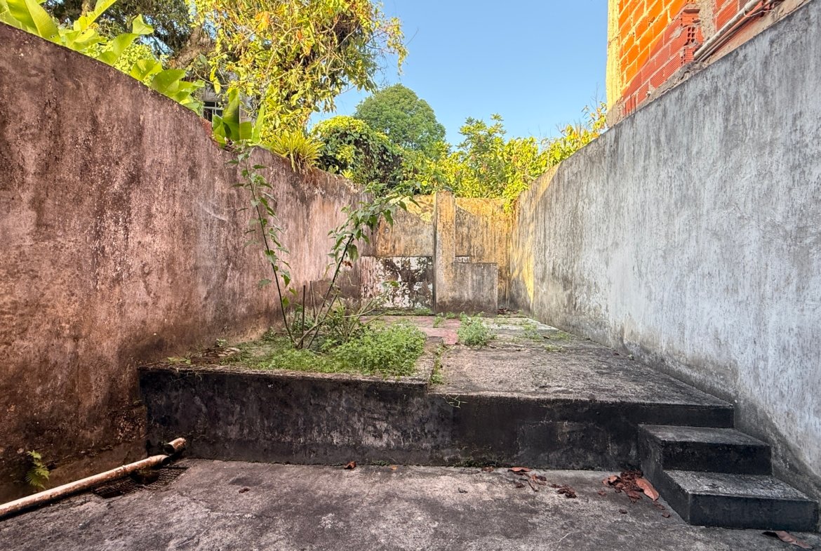 CASA TÉRREA À VENDA EM VALENÇA – BA | 300m² DE TERRENO NO BATE QUENTE