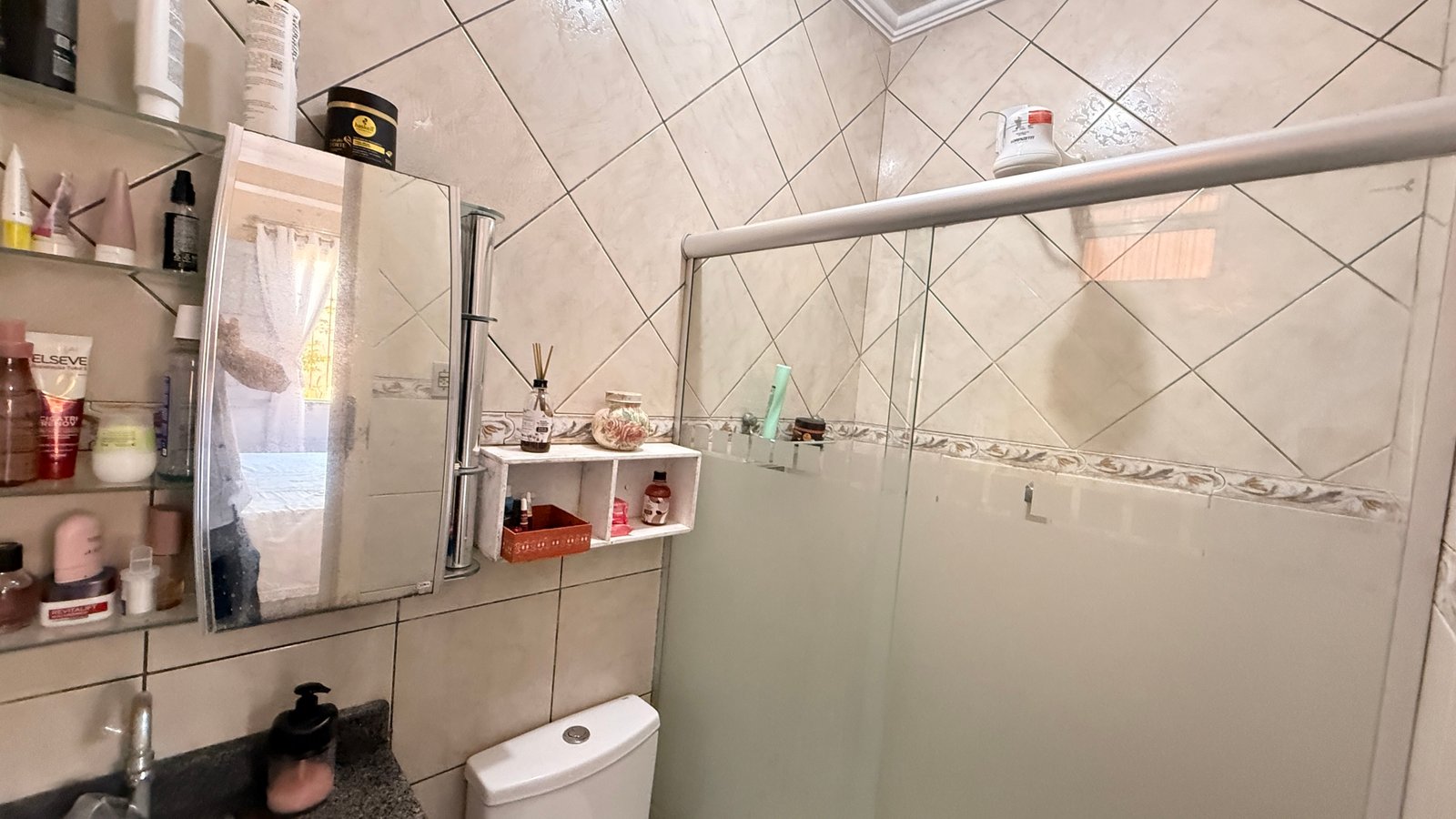 CASA TÉRREA À VENDA EM VALENÇA – BA | 300m² DE TERRENO NO BATE QUENTE
