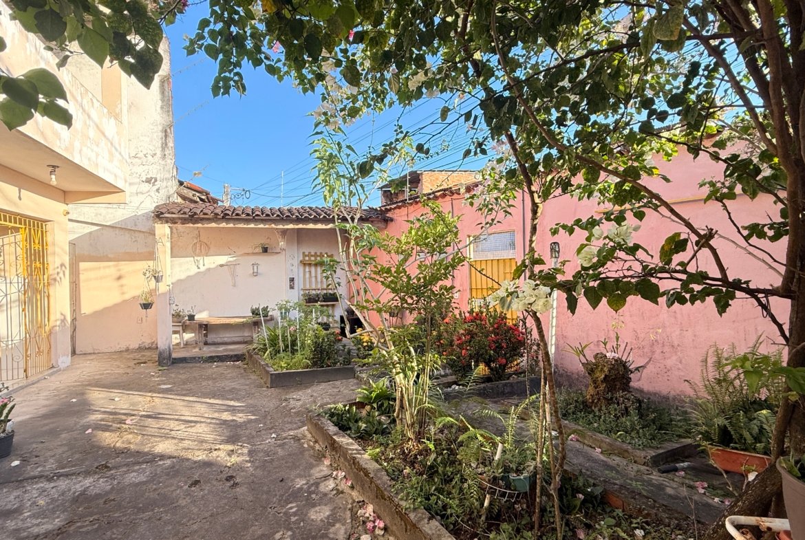 CASA TÉRREA À VENDA EM VALENÇA – BA | 300m² DE TERRENO NO BATE QUENTE