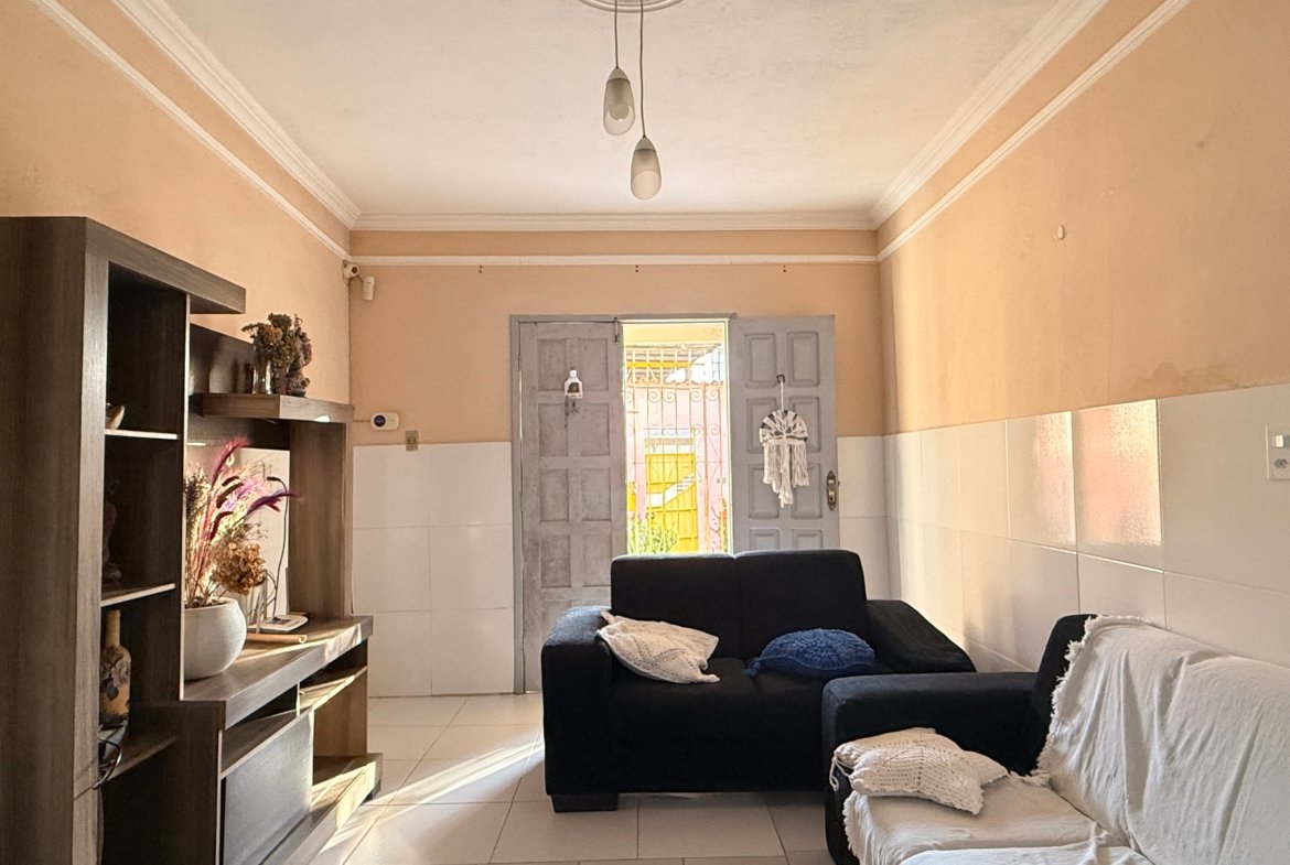 CASA TÉRREA À VENDA EM VALENÇA – BA | 300m² DE TERRENO NO BATE QUENTE