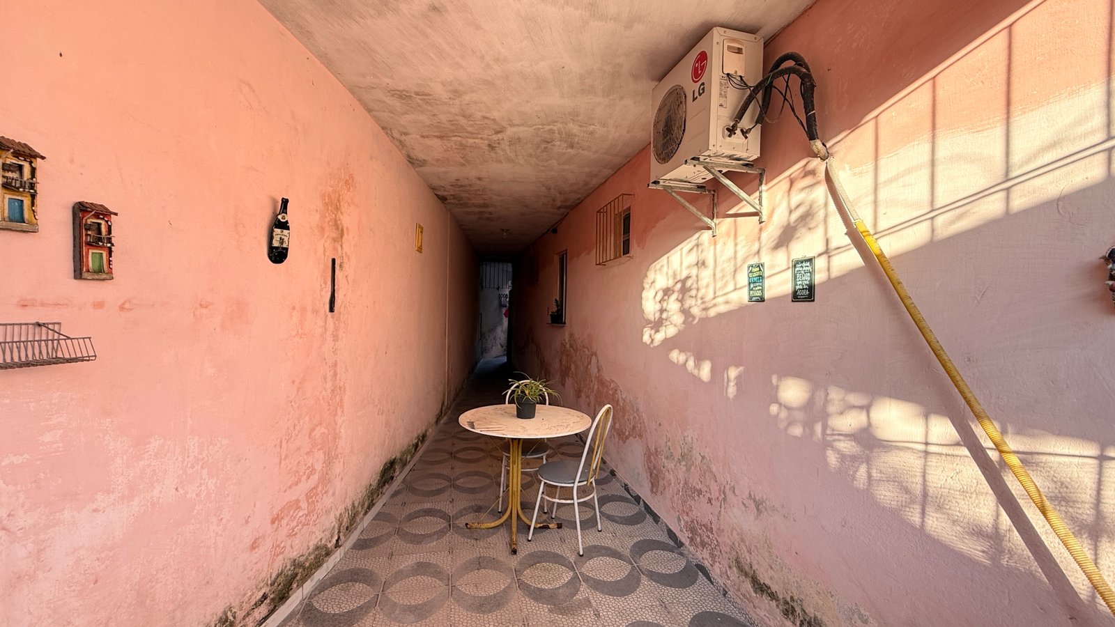 CASA TÉRREA À VENDA EM VALENÇA – BA | 300m² DE TERRENO NO BATE QUENTE