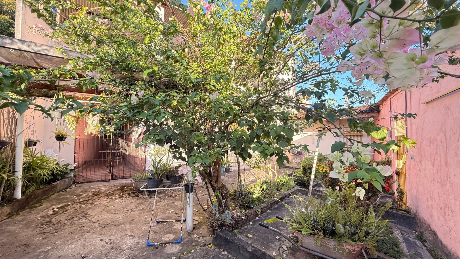 CASA TÉRREA À VENDA EM VALENÇA – BA | 300m² DE TERRENO NO BATE QUENTE