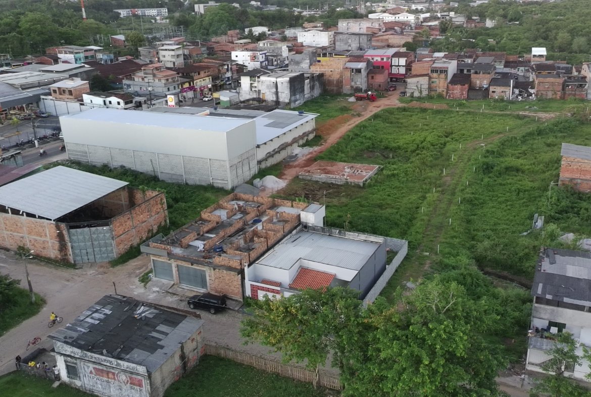 Casa Nova em Valença BA: 2 Suítes, 140m², Pronta para Morar
