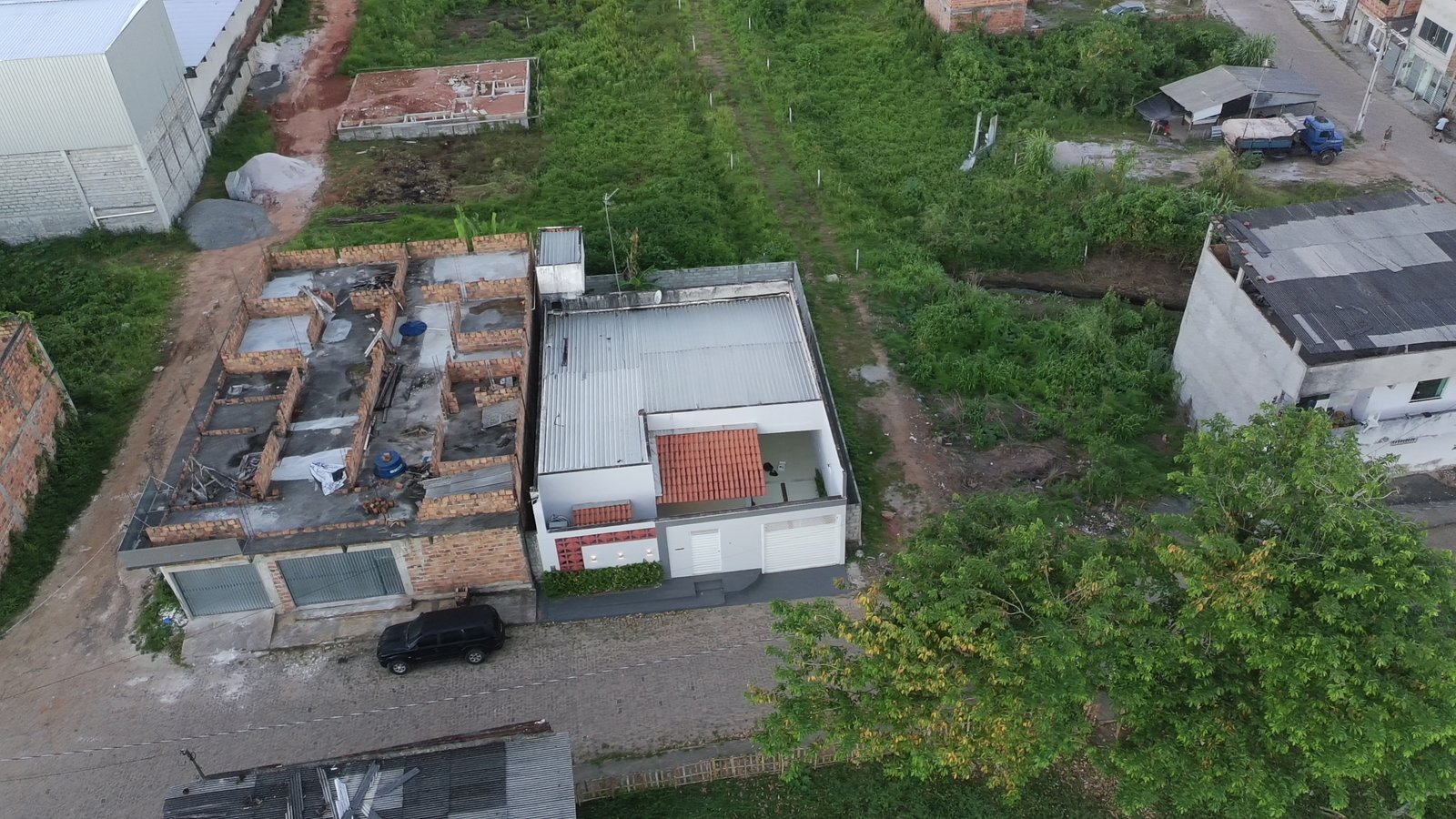 Casa Nova em Valença BA: 2 Suítes, 140m², Pronta para Morar
