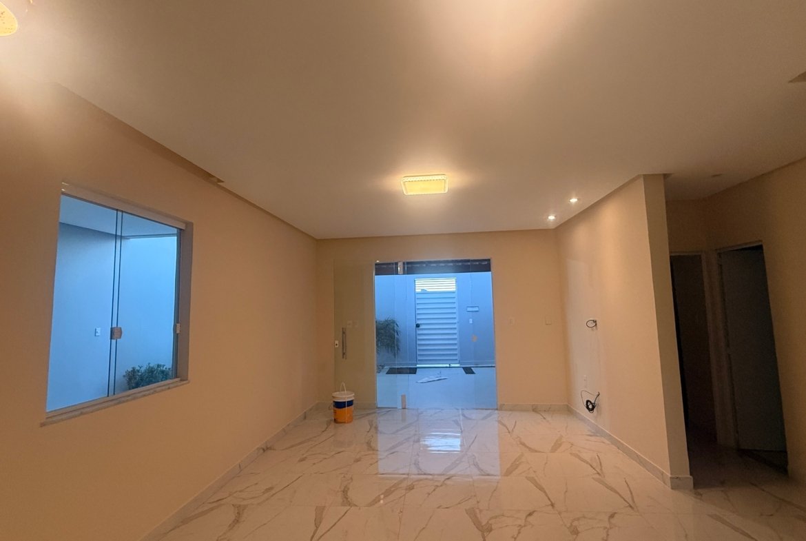 Casa Nova em Valença BA: 2 Suítes, 140m², Pronta para Morar