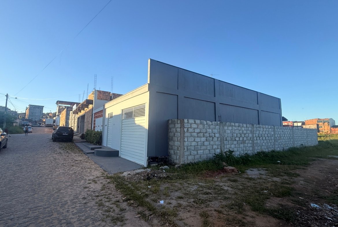 Casa Nova em Valença BA: 2 Suítes, 140m², Pronta para Morar