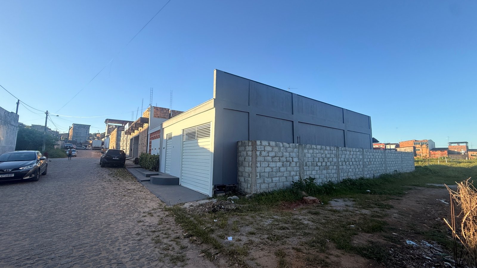 Casa Nova em Valença BA: 2 Suítes, 140m², Pronta para Morar