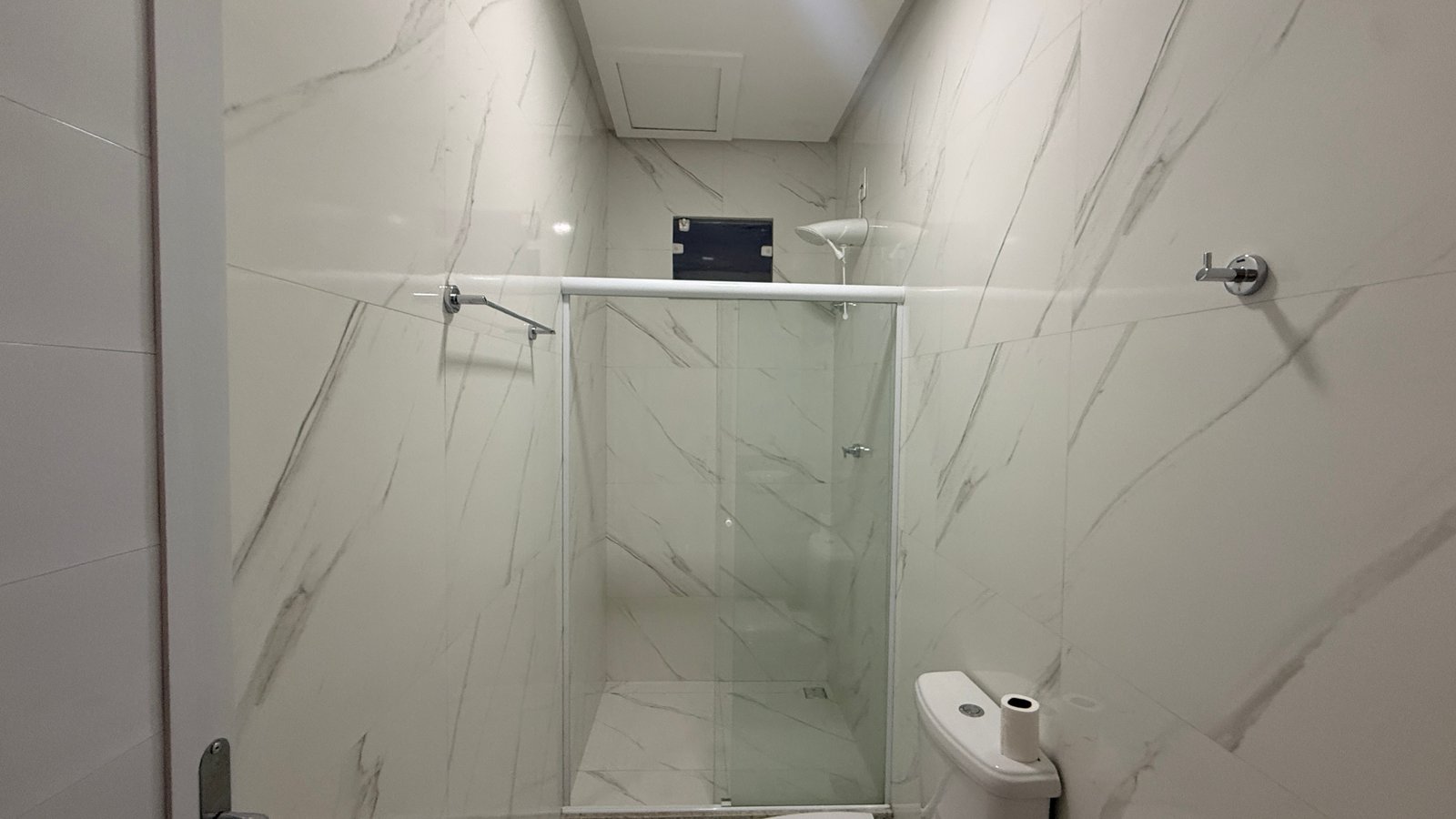 Casa Nova em Valença BA: 2 Suítes, 140m², Pronta para Morar