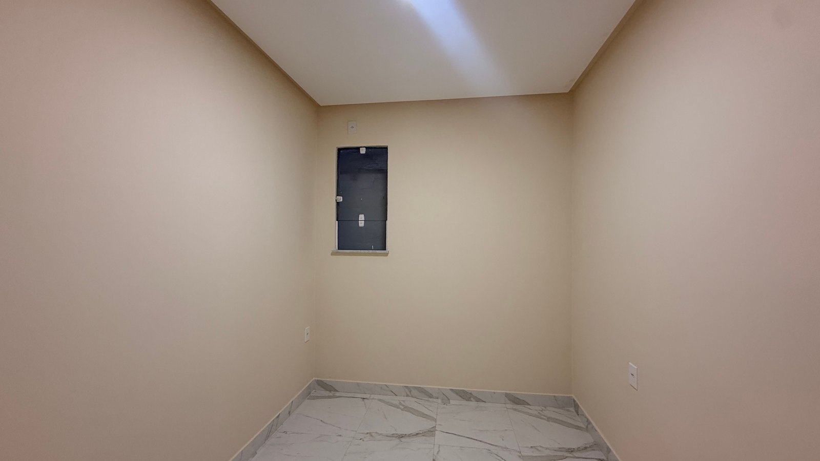 Casa Nova em Valença BA: 2 Suítes, 140m², Pronta para Morar