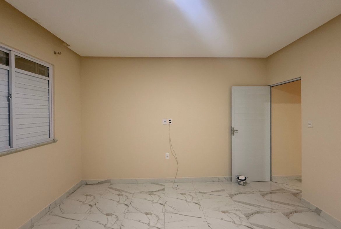 Casa Nova em Valença BA: 2 Suítes, 140m², Pronta para Morar