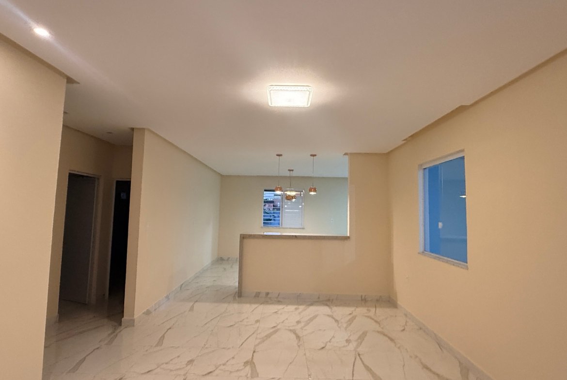 Casa Nova em Valença BA: 2 Suítes, 140m², Pronta para Morar