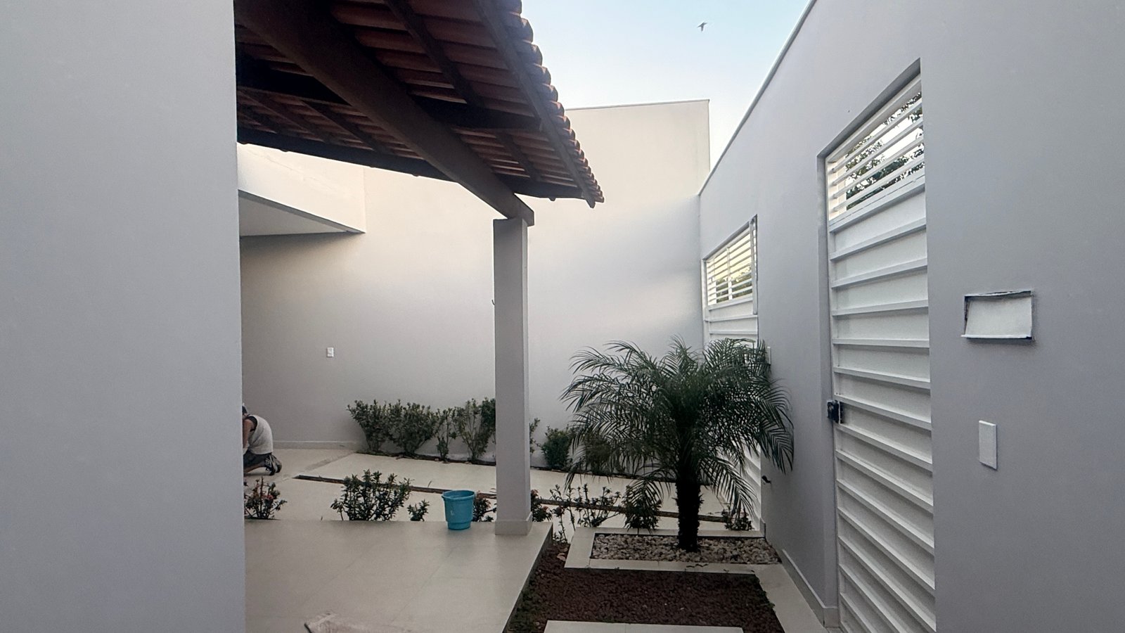 Casa Nova em Valença BA: 2 Suítes, 140m², Pronta para Morar