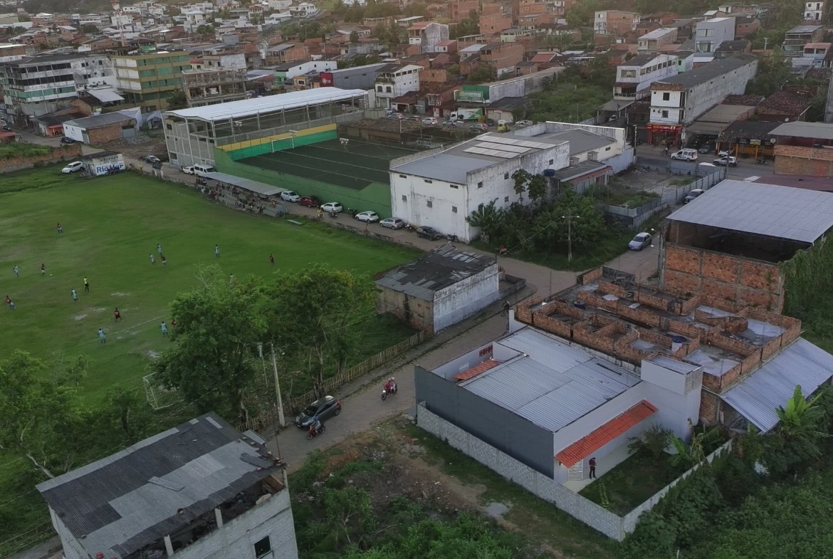 Casa Nova em Valença BA: 2 Suítes, 140m², Pronta para Morar